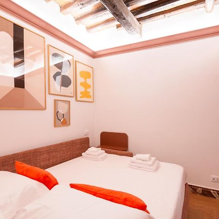 My Trevi Suite & Apartment Rome Bagian luar foto