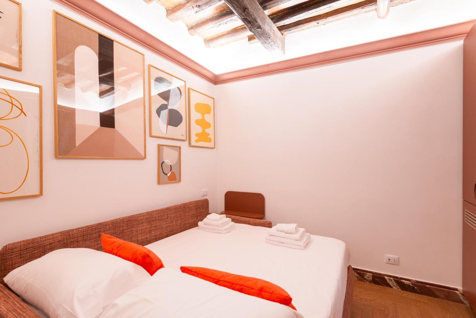 My Trevi Suite & Apartment Rome Bagian luar foto