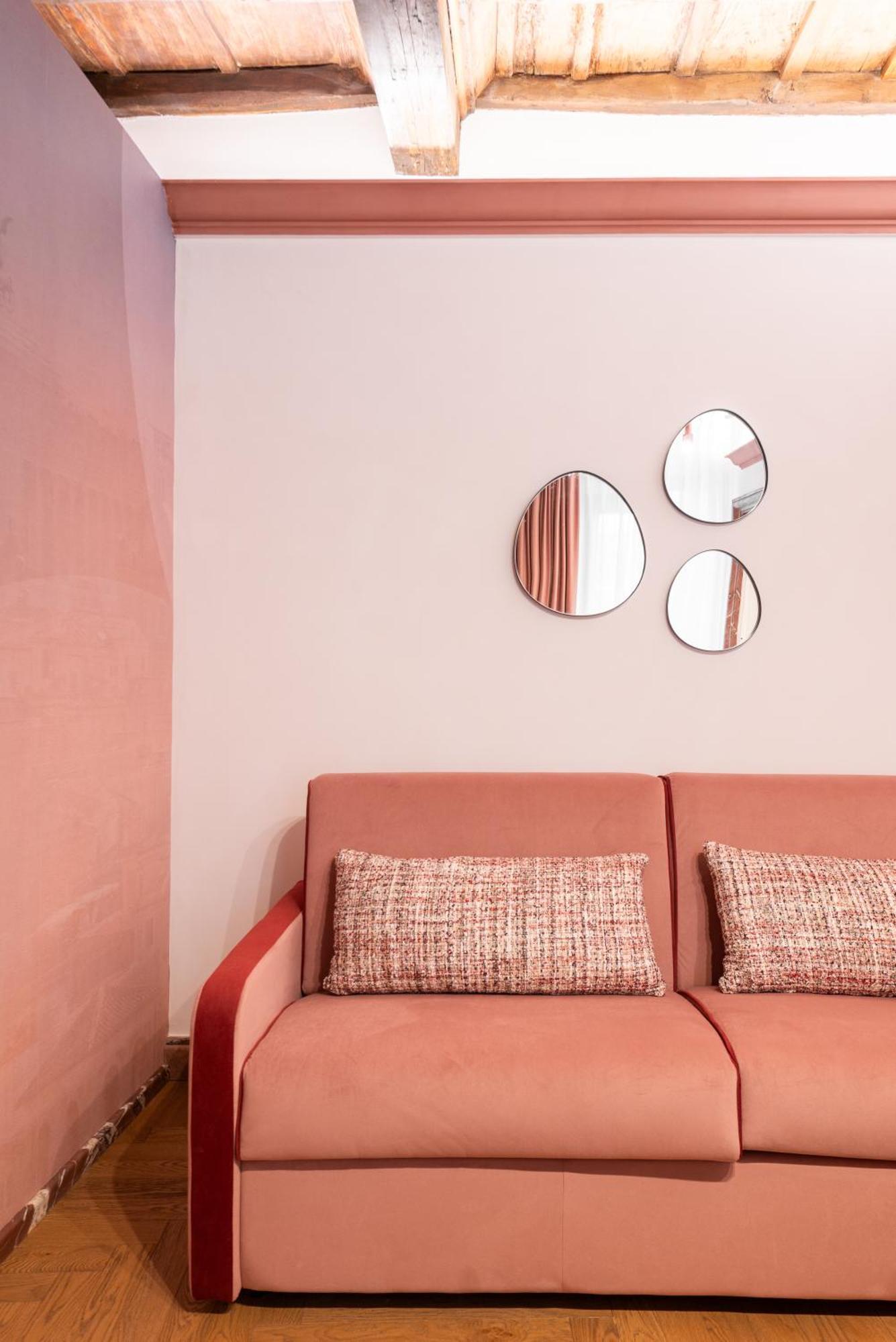 My Trevi Suite & Apartment Rome Bagian luar foto
