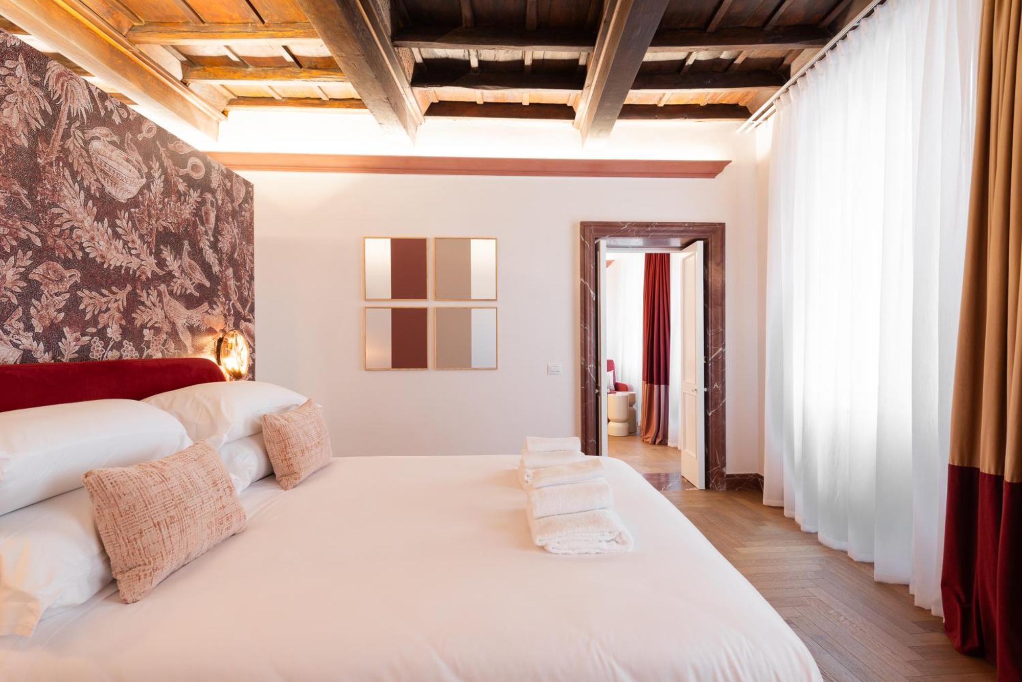 My Trevi Suite & Apartment Rome Bagian luar foto