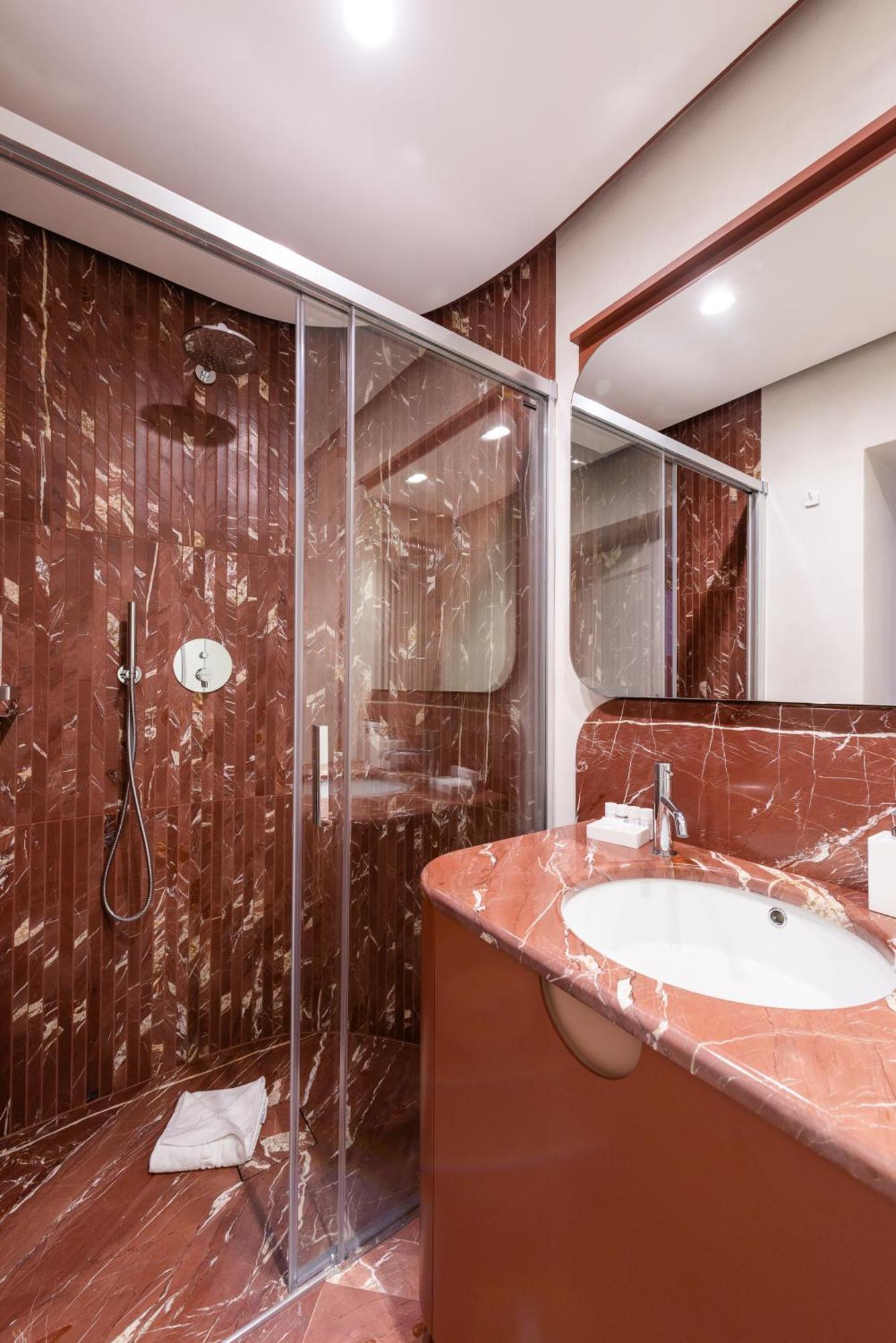 My Trevi Suite & Apartment Rome Bagian luar foto